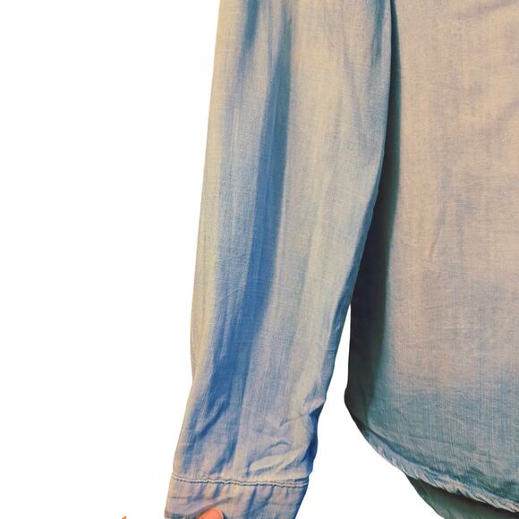 Cloth & Stone denim chambray button front shirt size small - Picture 4 of 5